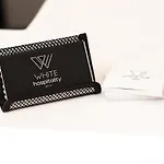 White Luxury 4*