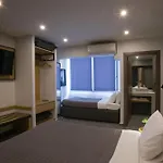 B&B White Luxury 4*