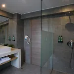White Luxury 4* Salonic