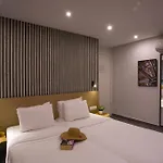 White Luxury B&B 4*