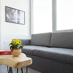 White Luxury 4*