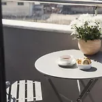 White Luxury B&B