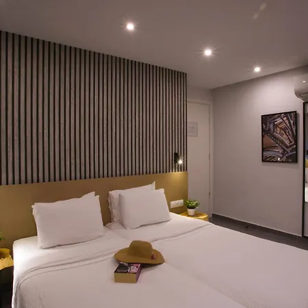 White Luxury Frühstückspension 4*