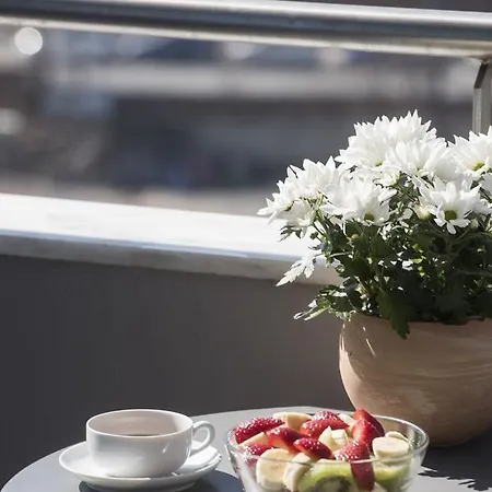 White Luxury 4*