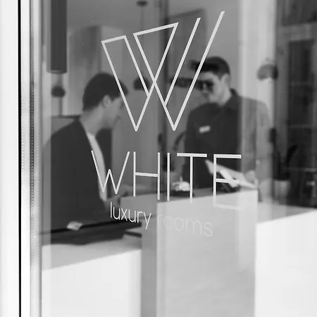 White Luxury Frühstückspension 4*