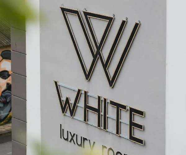 ベッド・アンド・ブレックファスト White Luxury テッサロニキ
