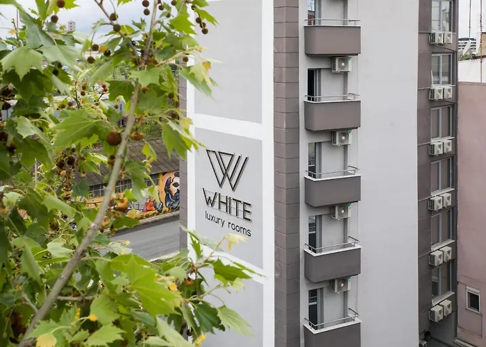 White Luxury テッサロニキ