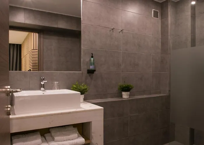 לינה וארוחת בוקר White Luxury