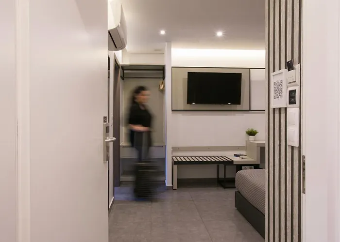 לינה וארוחת בוקר White Luxury