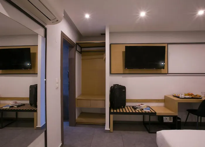 White Luxury לינה וארוחת בוקר 4*