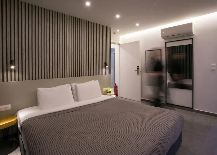 לינה וארוחת בוקר White Luxury 4*