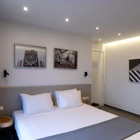 Oda ve Kahvaltı White Luxury