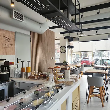 White Luxury Szaloniki