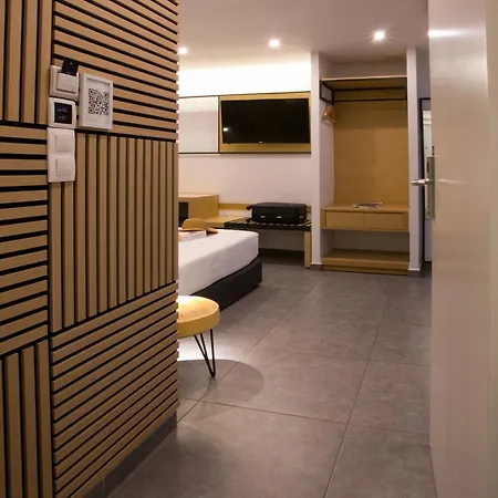 White Luxury Oda ve Kahvaltı