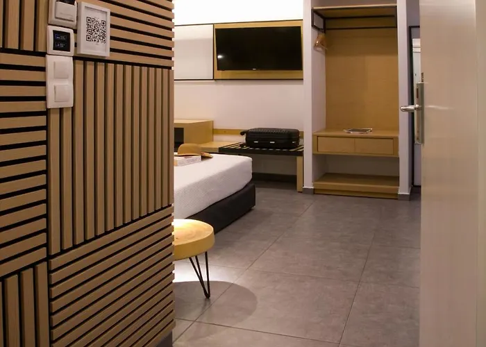 White Luxury Bed and breakfast