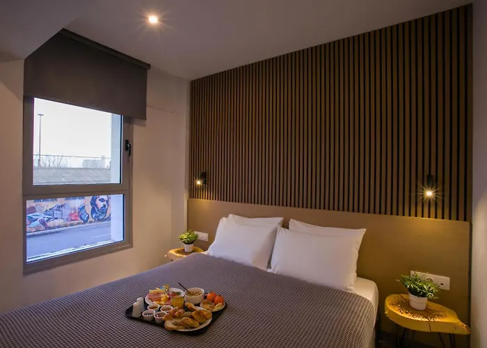 Couette-café White Luxury 4*